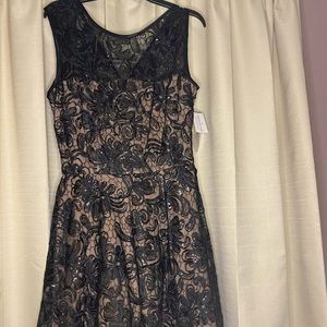 Windsor Nude and Black Lacey Formal Dress